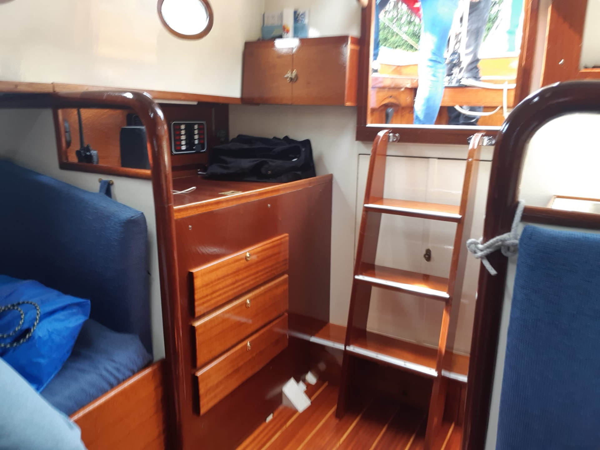 Klassiek jacht mahonie interieur